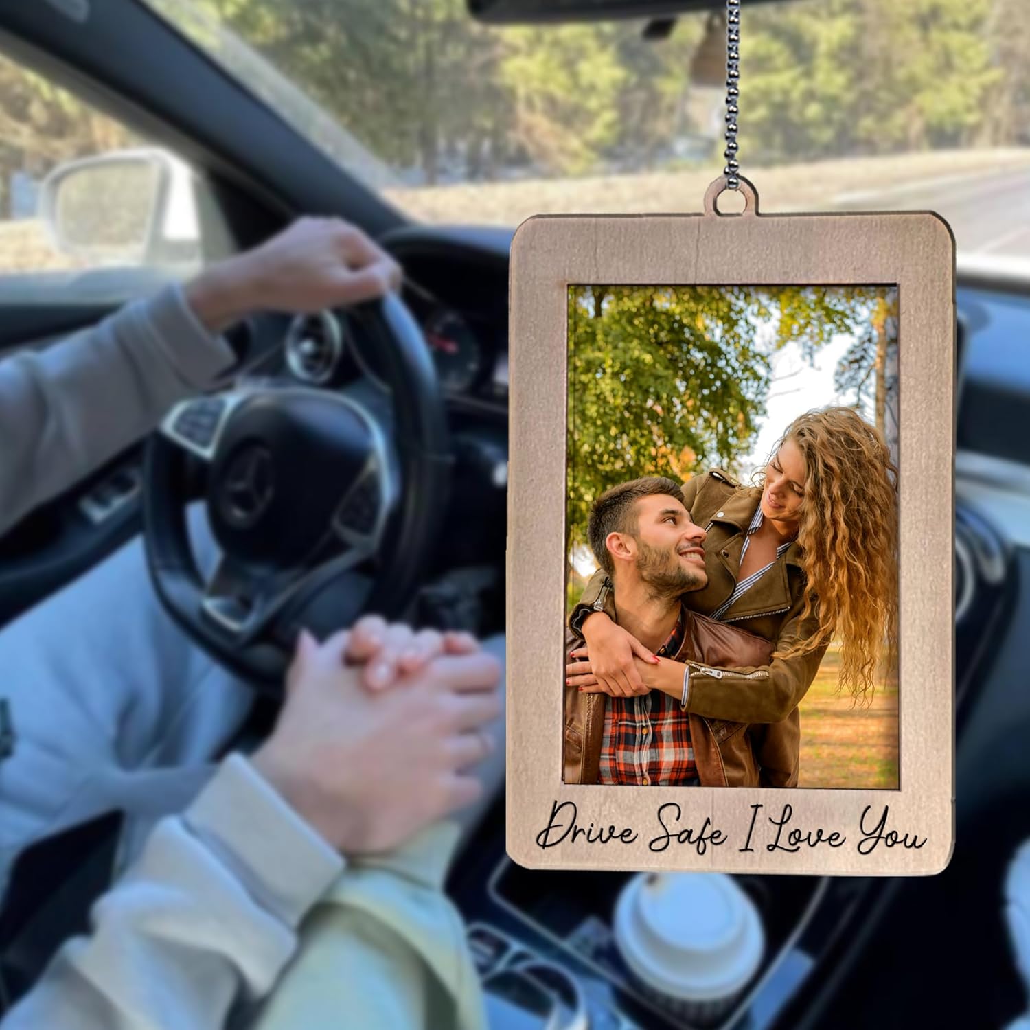 Cadre photo en bois pour décor - Car Accessories Hanging From Mirror avis et prix